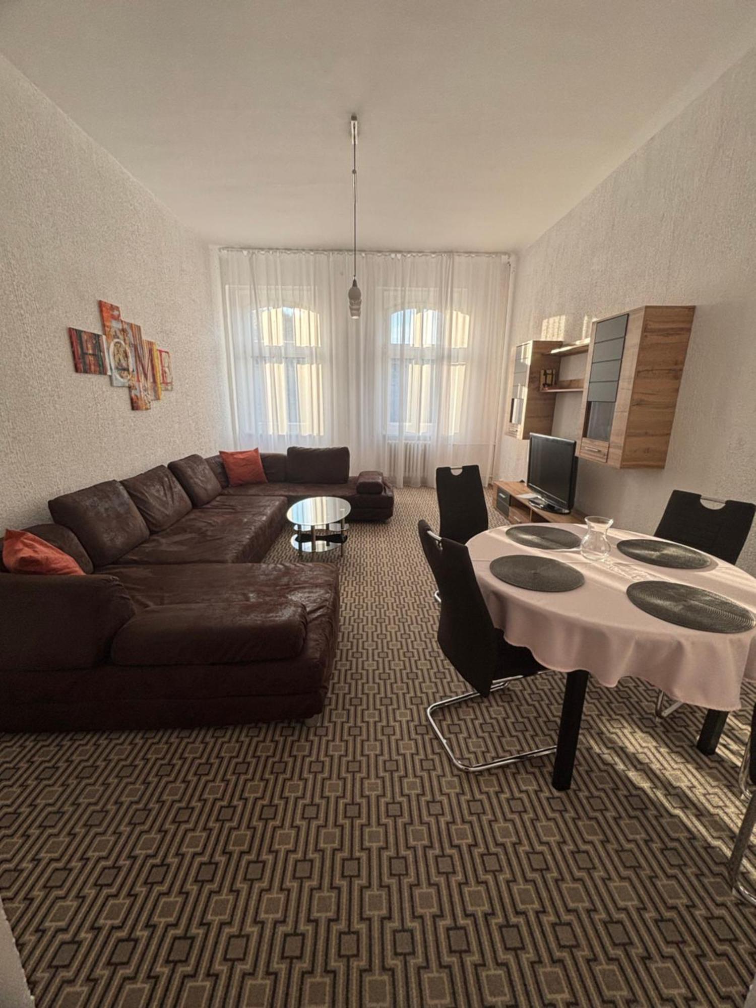 City Centre Apartment Demio Karlsbad Buitenkant foto