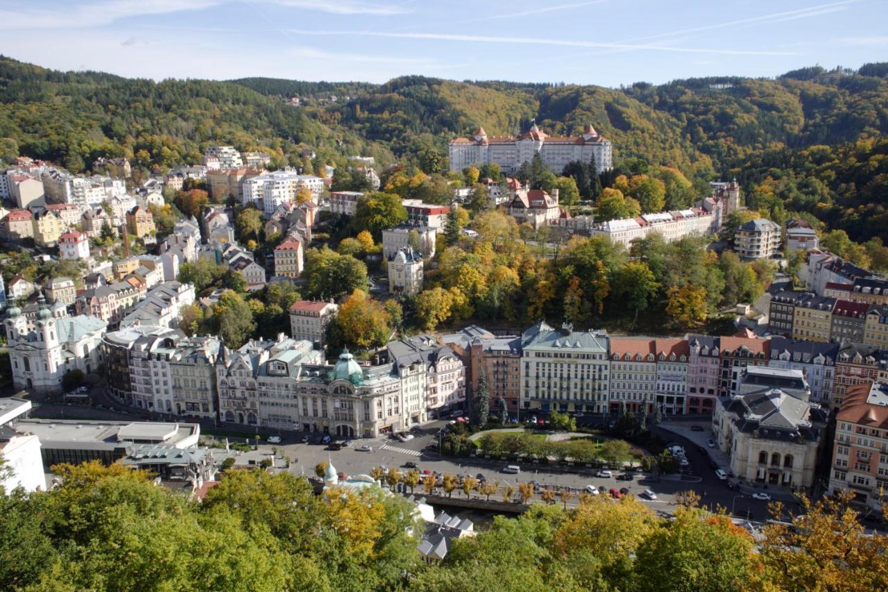 City Centre Apartment Demio Karlsbad Buitenkant foto